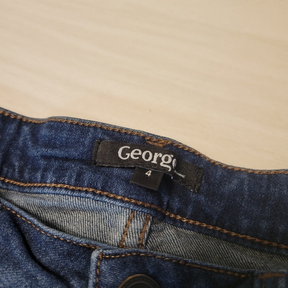 George Bermuda Jean Shorts Size 4 - Picture 4 of 5